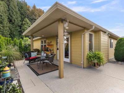 143-46000 Thomas Road - 2