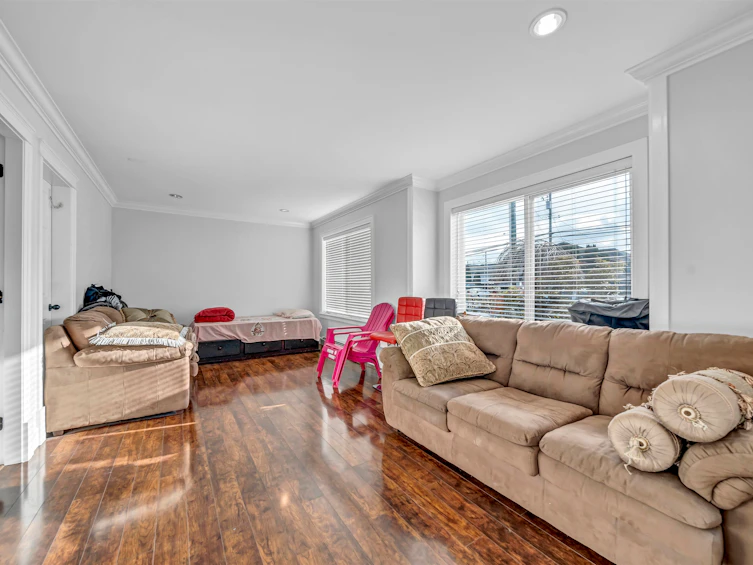 12101 84 Avenue, Surrey, BC, V3W 3G4 - 8