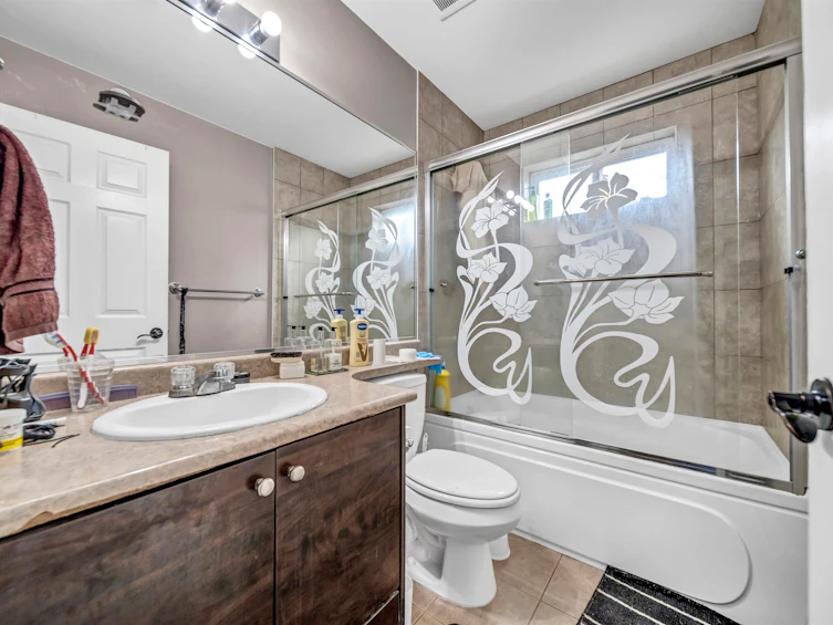 12101 84 Avenue, Surrey, BC, V3W 3G4 - 27