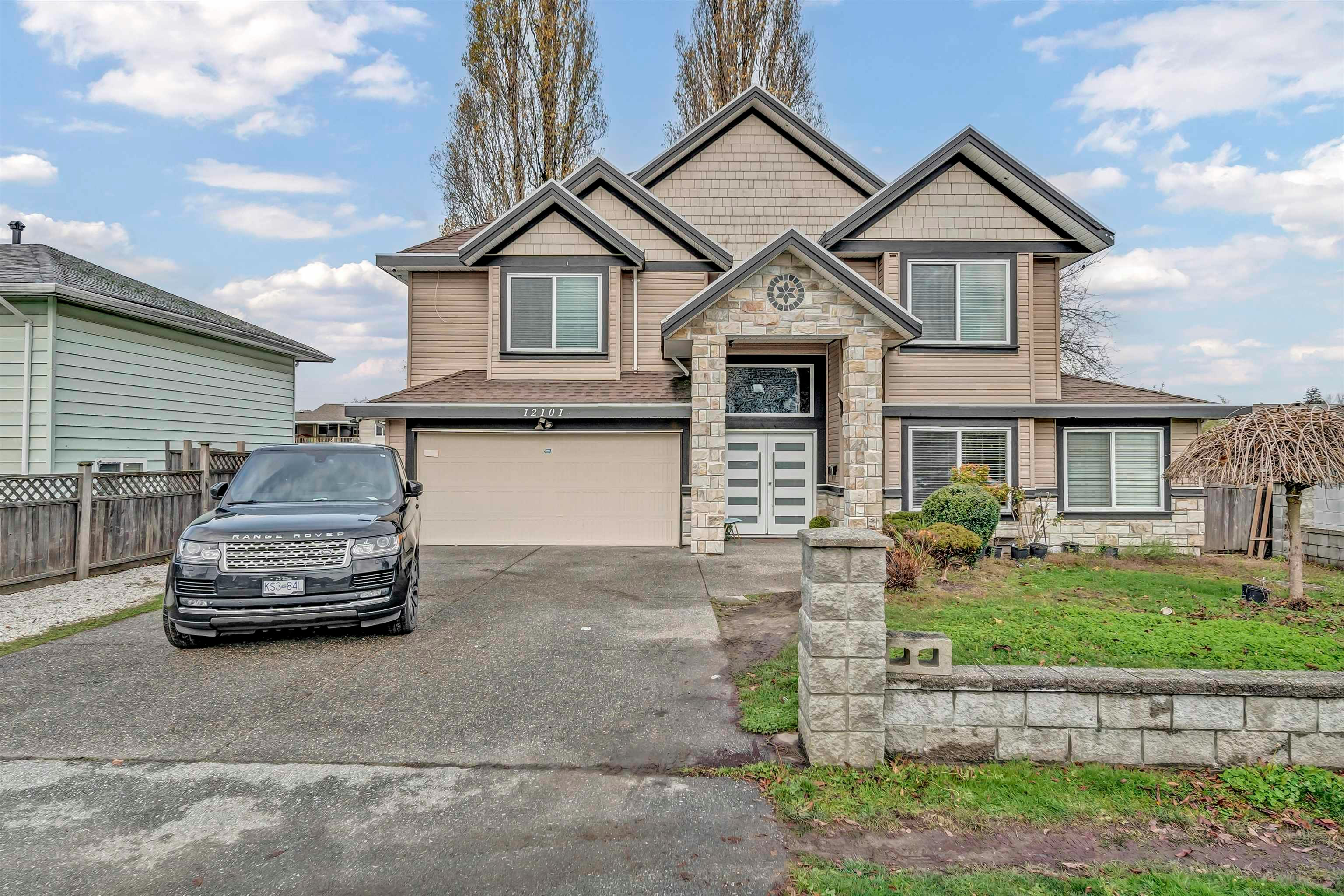 12101 84 Avenue, Surrey, BC, V3W 3G4