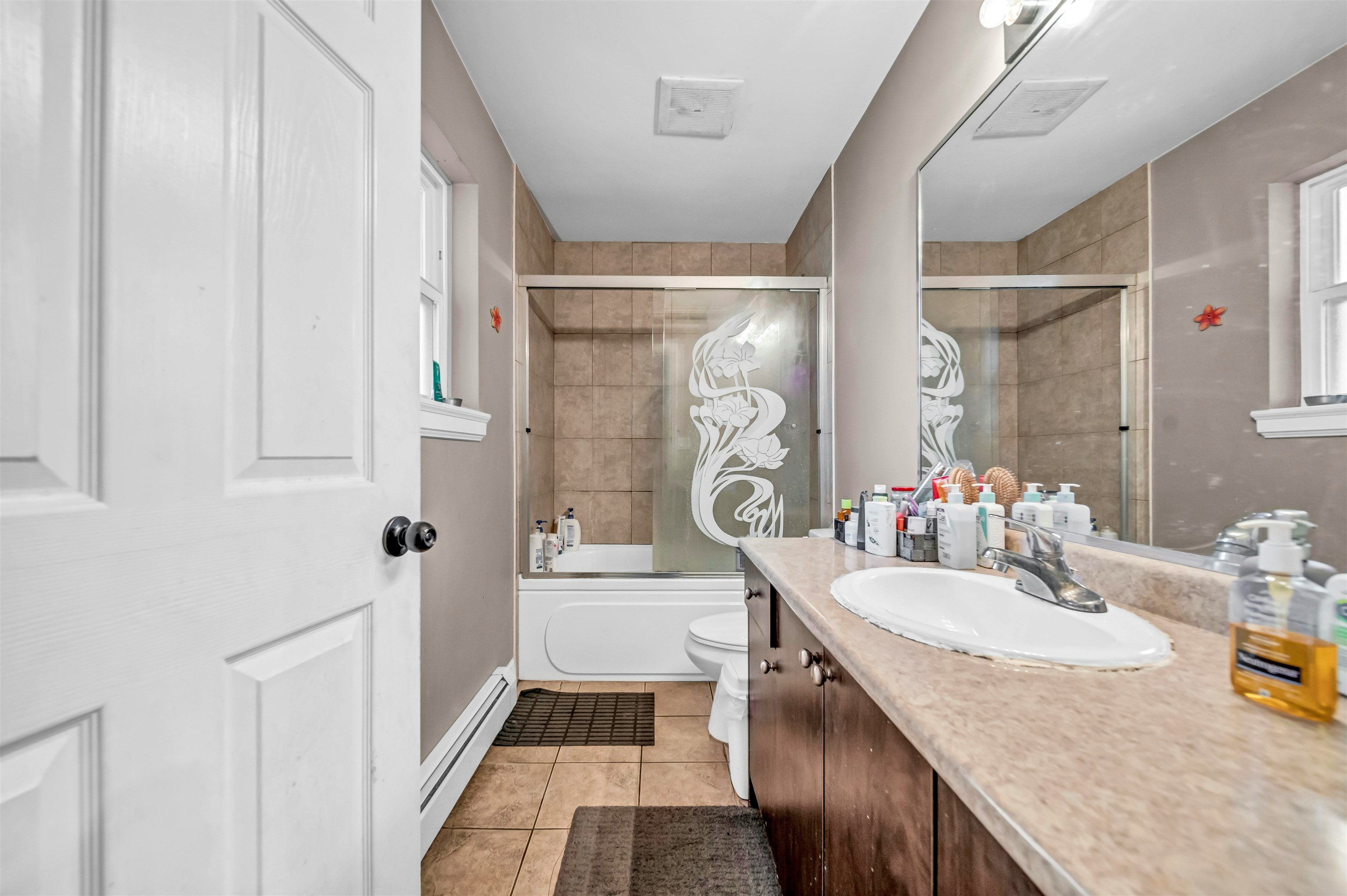 12101 84 Avenue, Surrey, BC, V3W 3G4 - 33