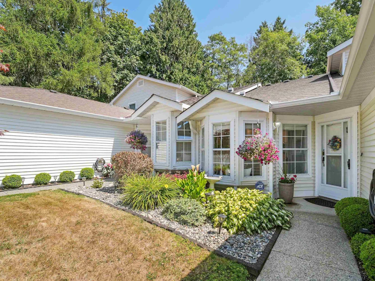 21-6537 138 Street, Surrey, BC, V3W 0C3