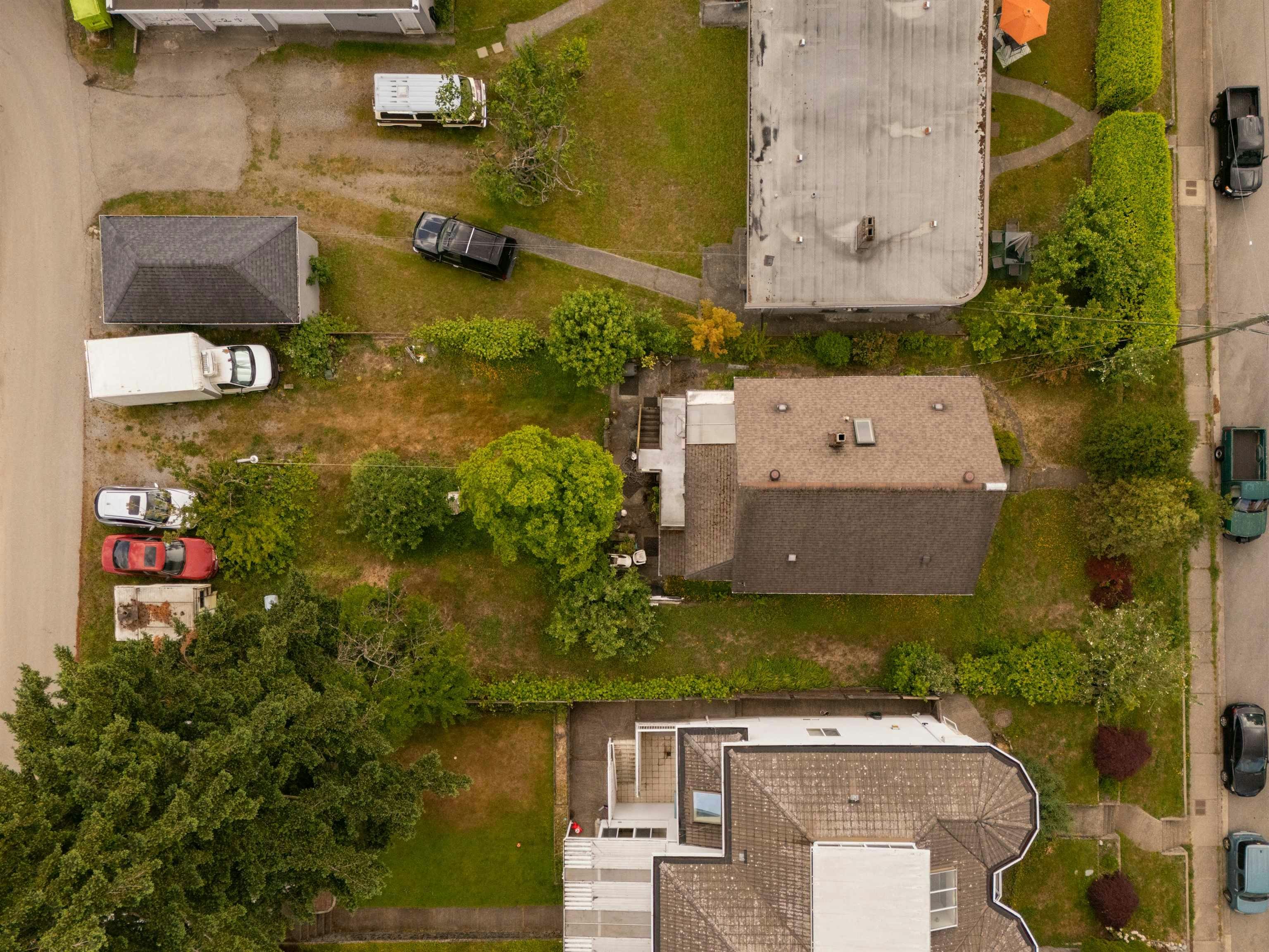 380 Delta Avenue, Burnaby, BC, V5B 3C5 - 9