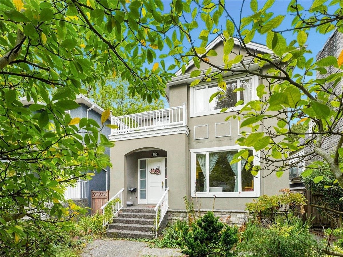 2579 W 45th Avenue, Vancouver, BC, V6N 3K9