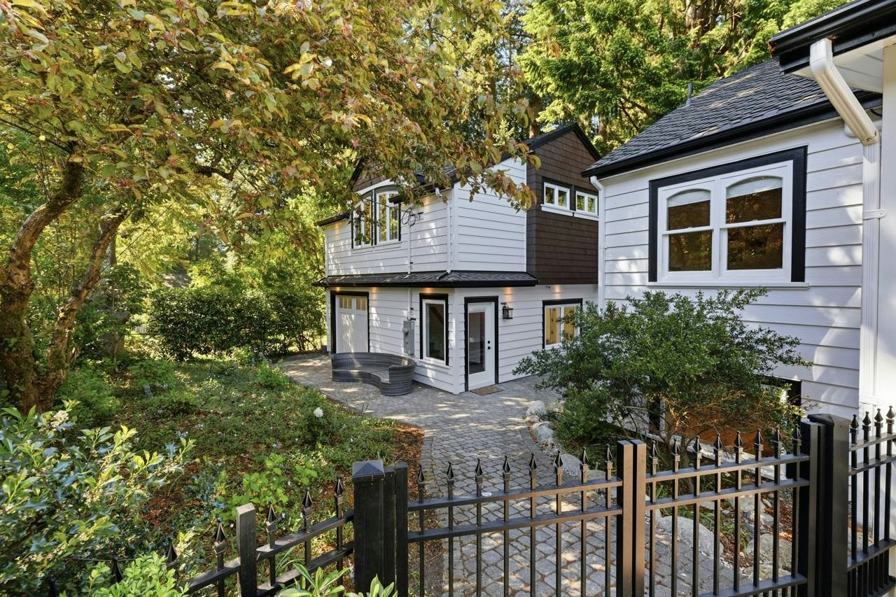 12682 Crescent Road, Surrey, BC, V4A 2V5 - 2