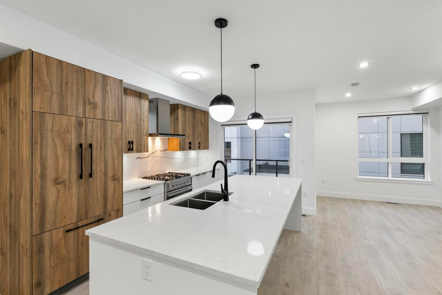 27-13895 64 Avenue - 5