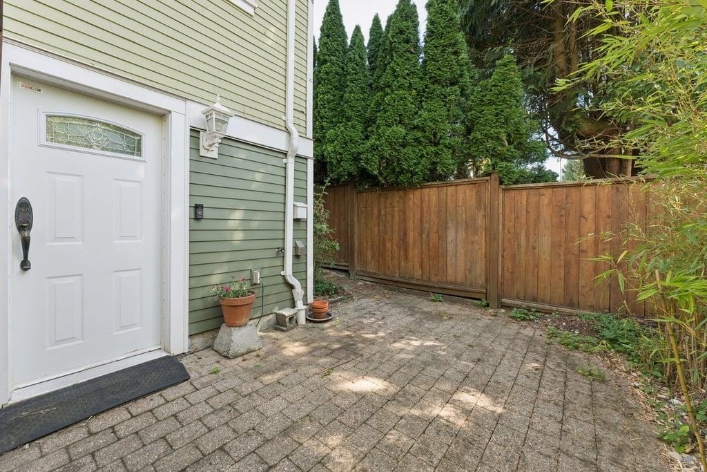 Garden-3401 Fleming Street, Vancouver, BC, V5N 3V7 - 3