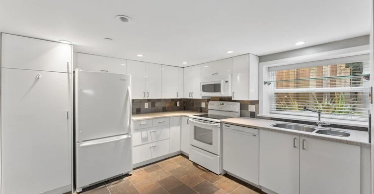 Garden-3401 Fleming Street, Vancouver, BC, V5N 3V7 - 13