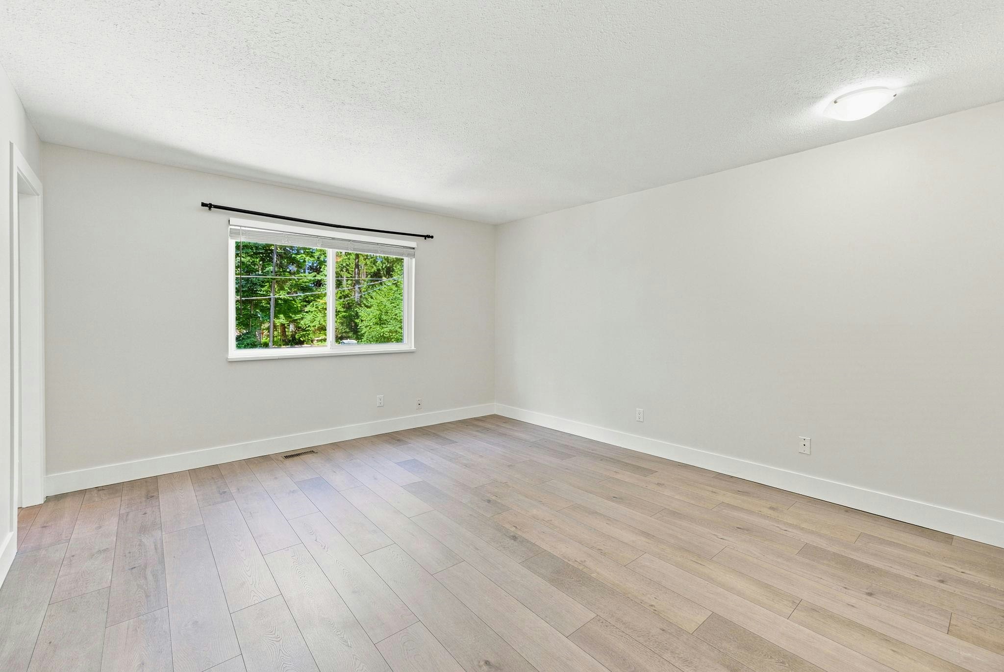 Main-5553 Nancy Greene Way, North Vancouver, BC, V7R 4R6 - 12