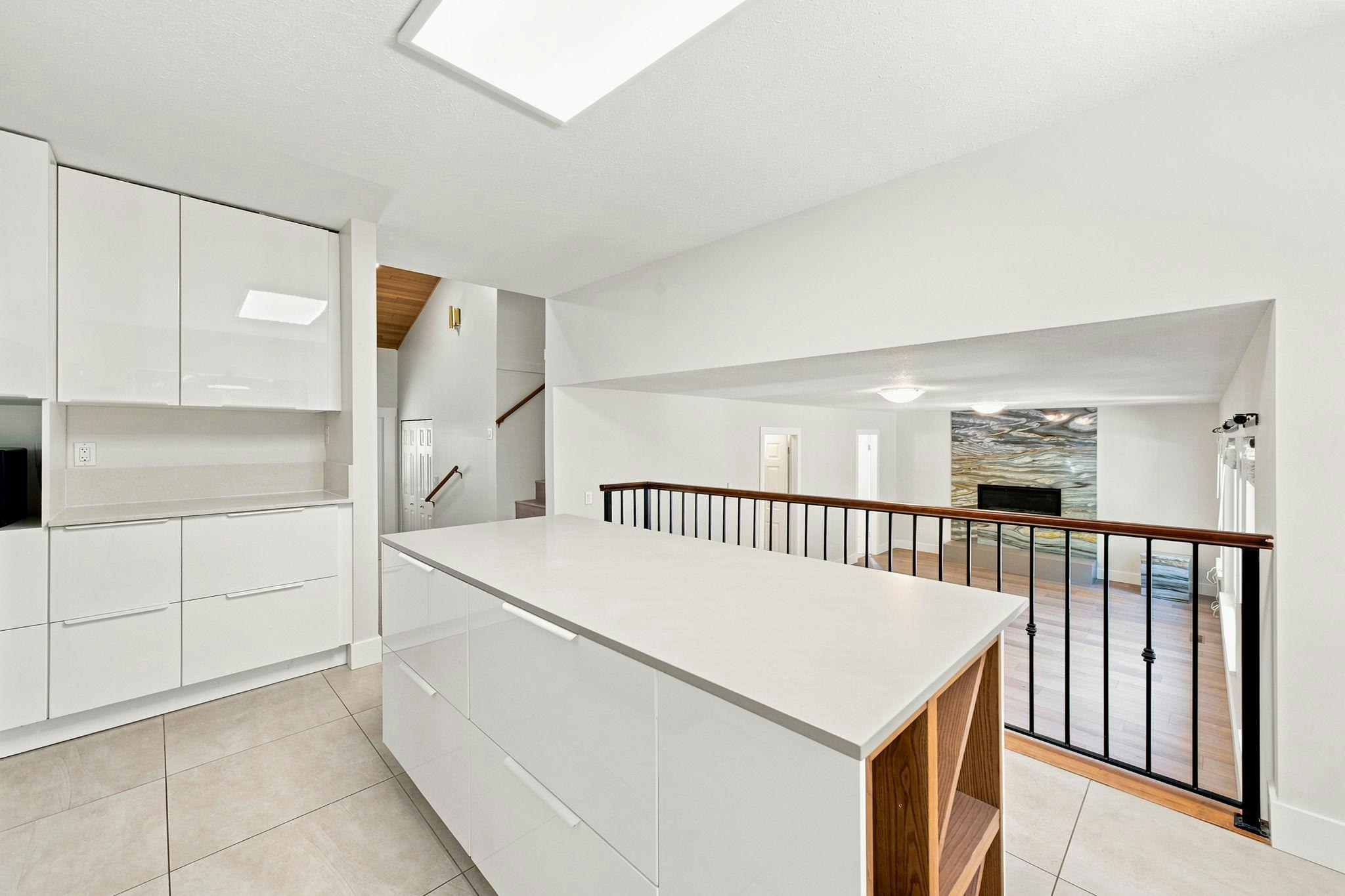 Main-5553 Nancy Greene Way, North Vancouver, BC, V7R 4R6 - 6