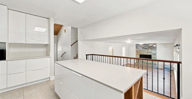 Main-5553 Nancy Greene Way, North Vancouver, BC, V7R 4R6 - 6