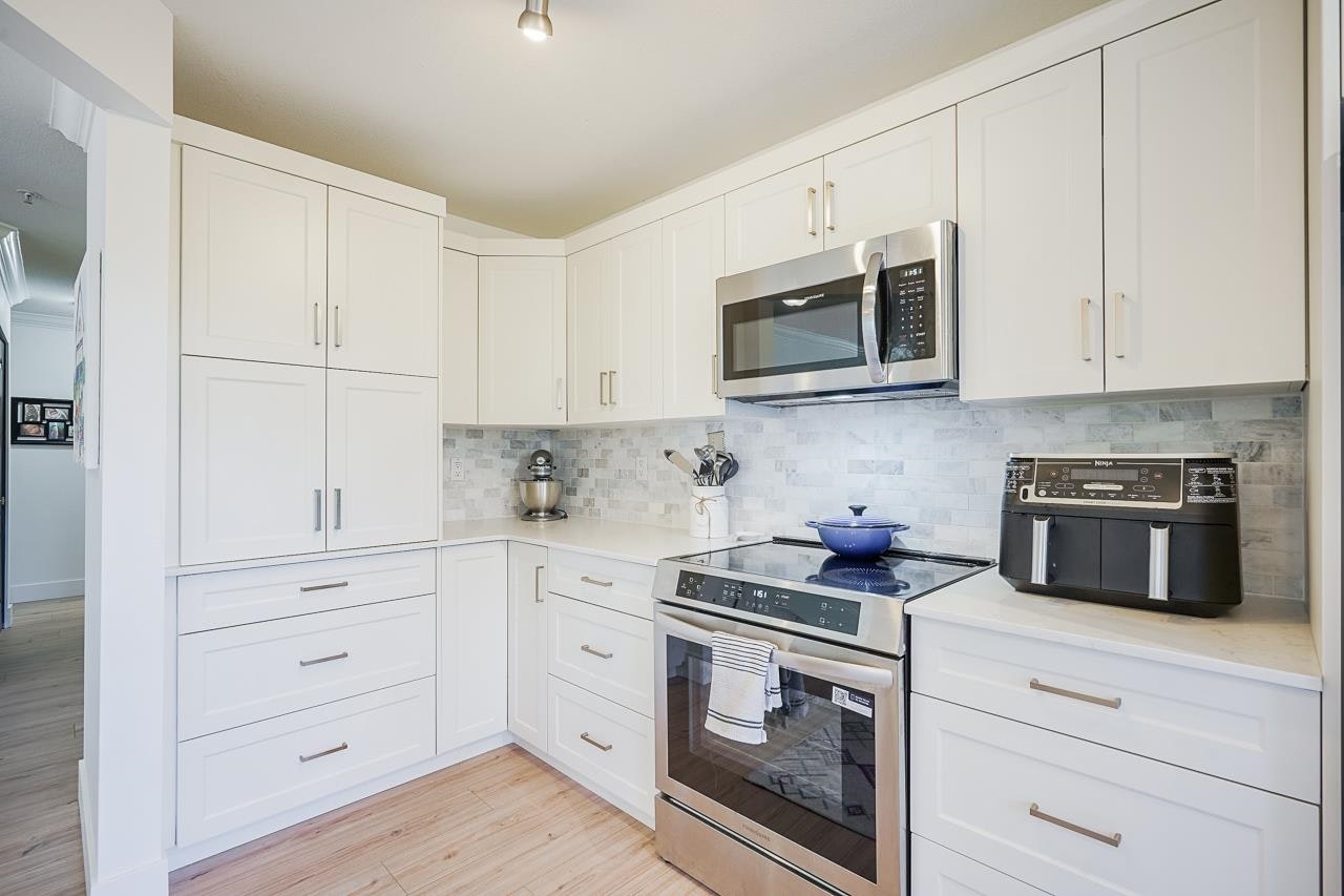 208-32075 George Ferguson Way, Abbotsford, BC, V2T 2K7