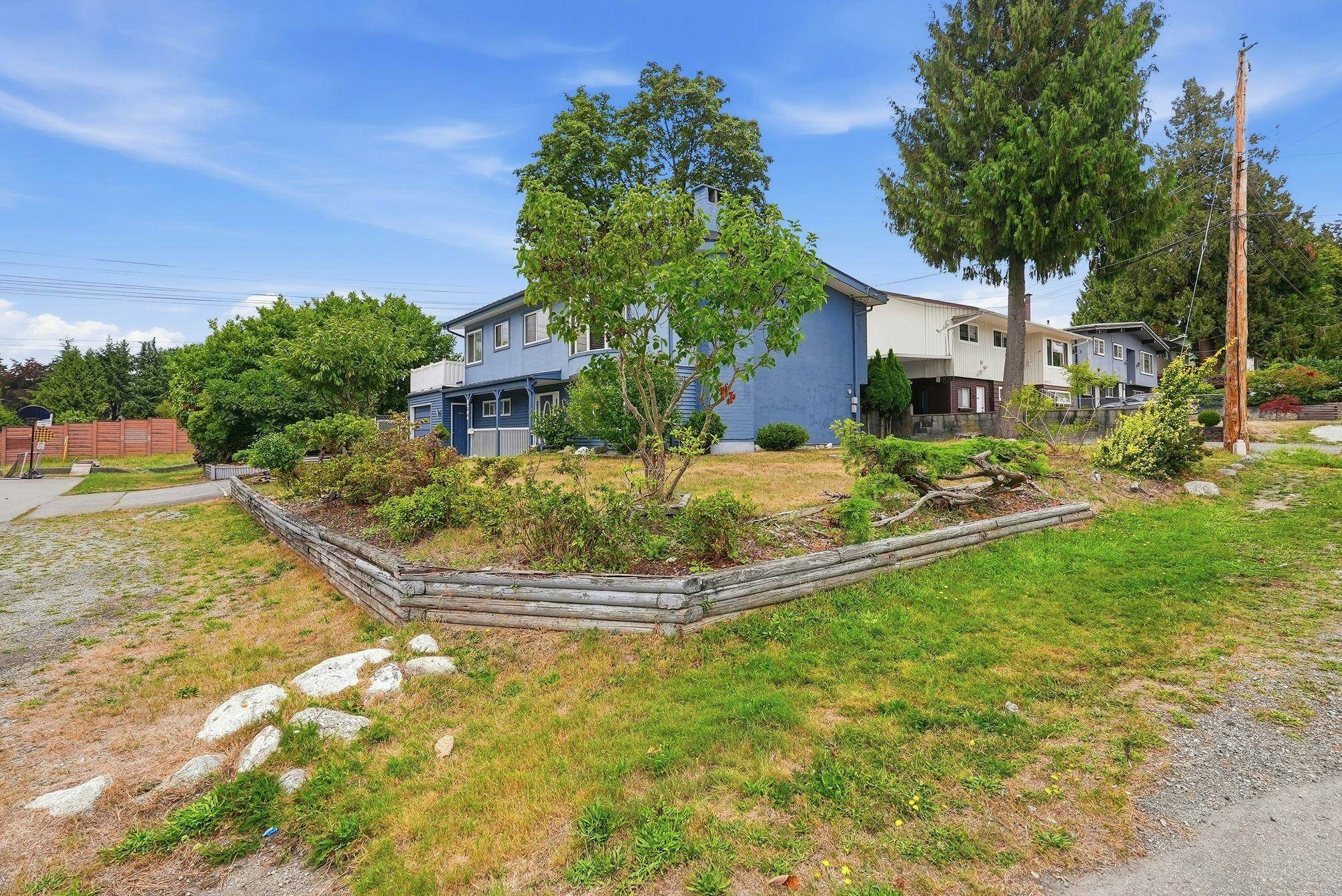 8704 111 Street - 3