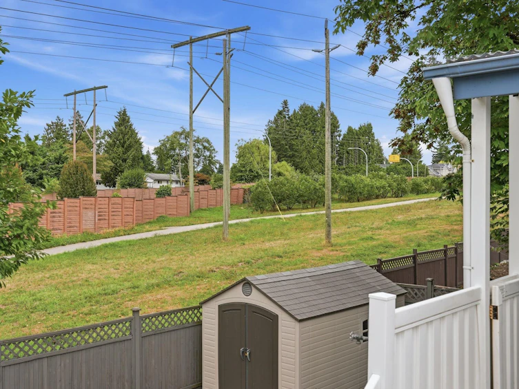 8704 111 Street, Delta, BC, V4C 4N7 - 33