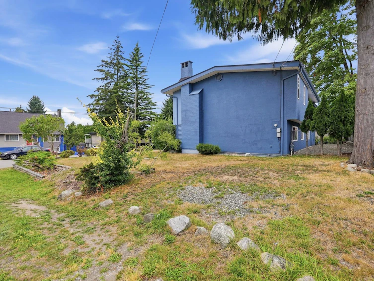 8704 111 Street, Delta, BC, V4C 4N7 - 32