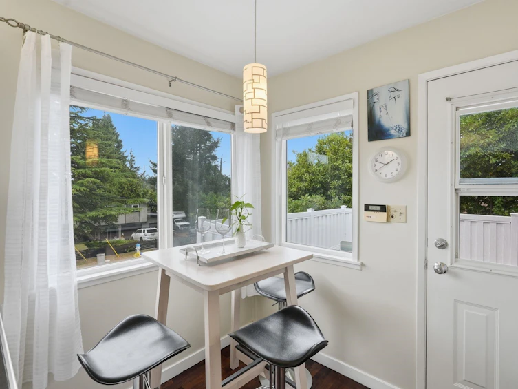 8704 111 Street, Delta, BC, V4C 4N7 - 18