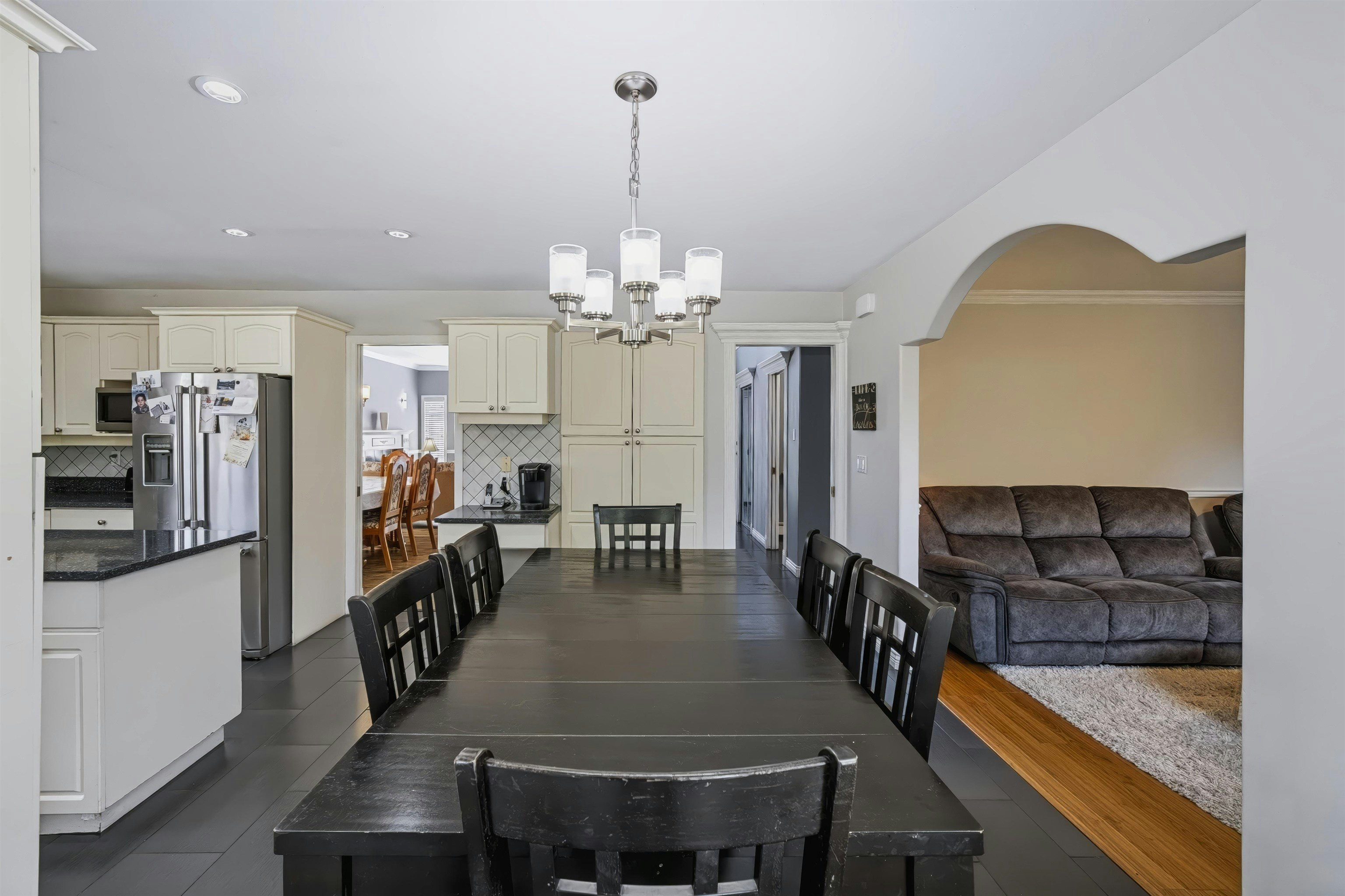 30758 Stellar Court, Abbotsford, BC, V2T 6R5 - 7