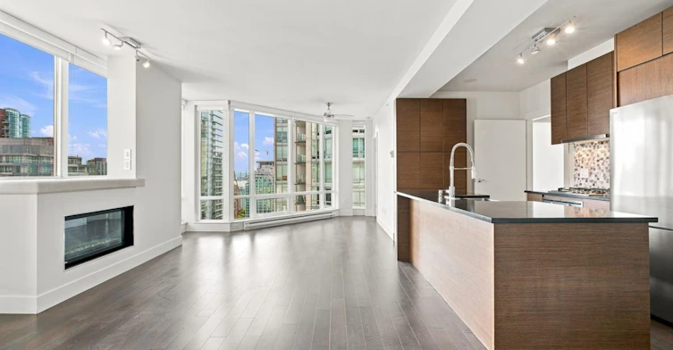 2005-565 Smithe Street, Vancouver, BC, V6B 0E4