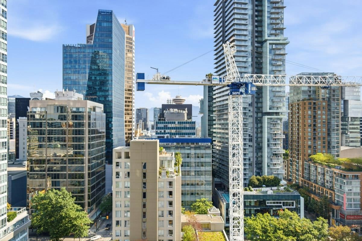 2005-565 Smithe Street, Vancouver, BC, V6B 0E4 - 24