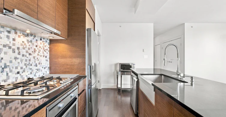 2005-565 Smithe Street, Vancouver, BC, V6B 0E4 - 5