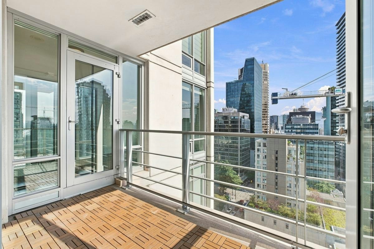 2005-565 Smithe Street, Vancouver, BC, V6B 0E4 - 23