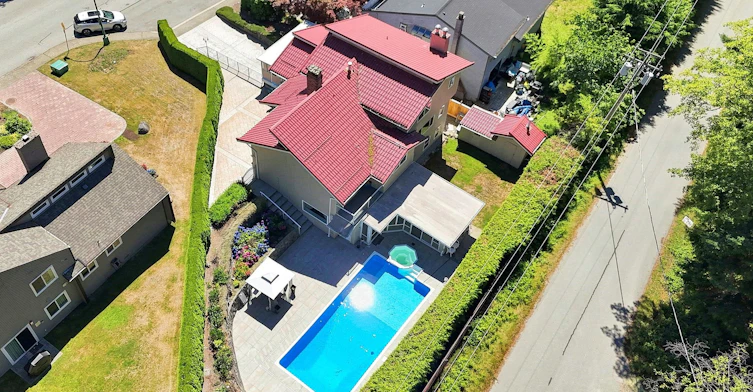 B-5553 Nancy Greene Way, North Vancouver, BC, V7R 4R6 - 21
