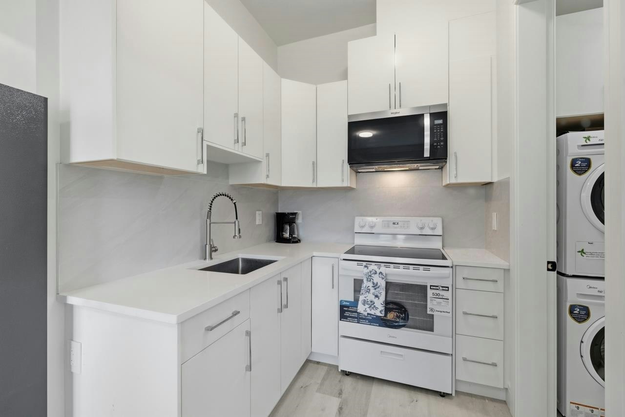 1946 143a Street, Surrey, BC, V4A 7T1 - 31