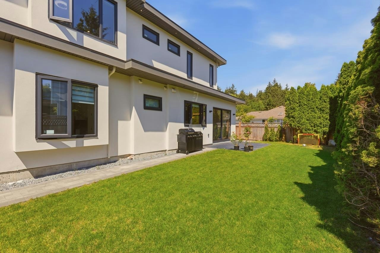 1946 143a Street, Surrey, BC, V4A 7T1 - 26