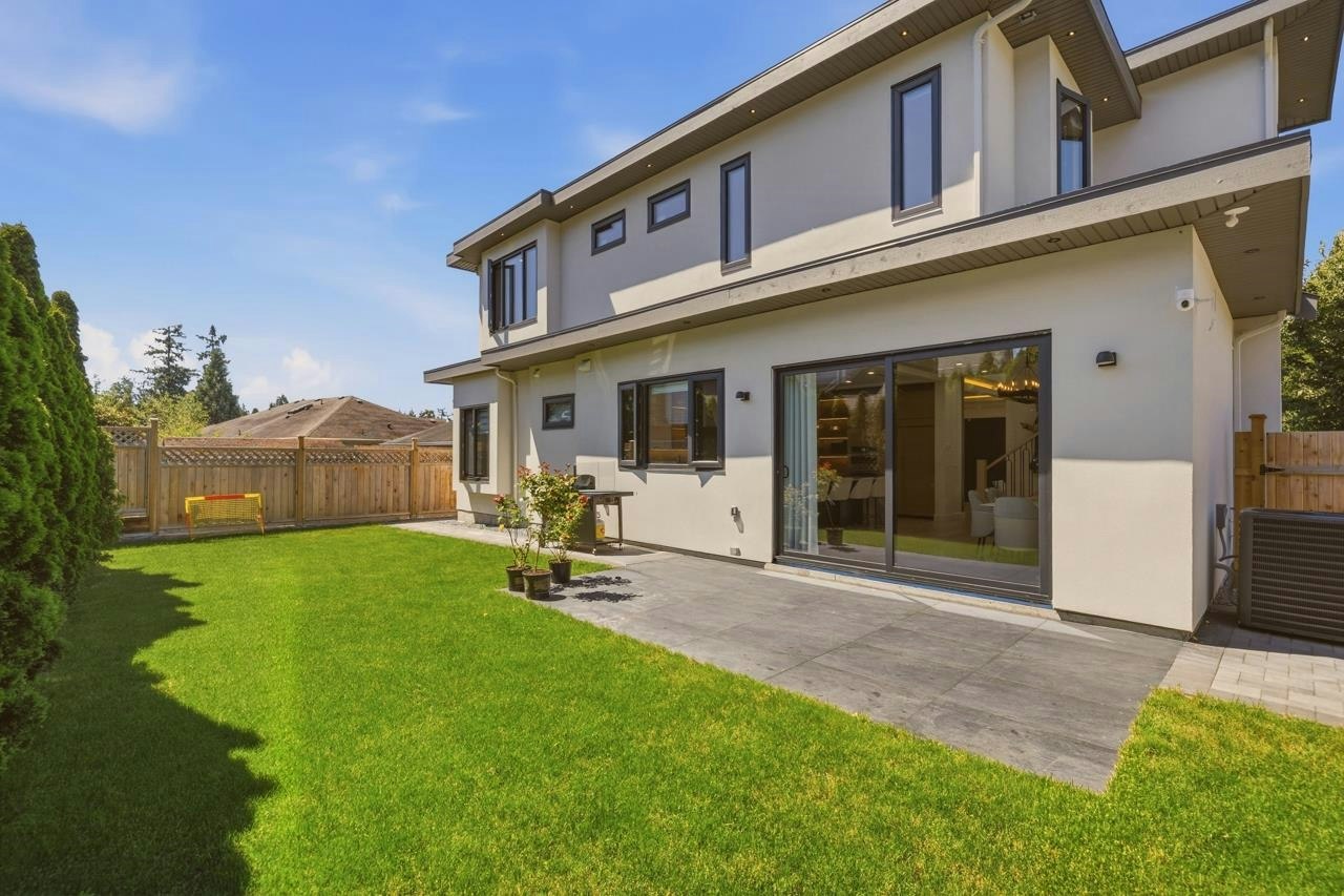 1946 143a Street, Surrey, BC, V4A 7T1 - 27