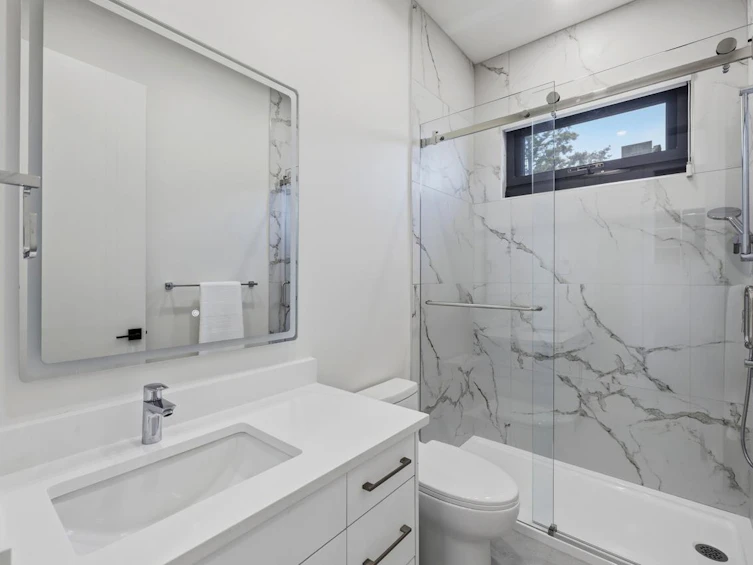 1946 143a Street, Surrey, BC, V4A 7T1 - 25
