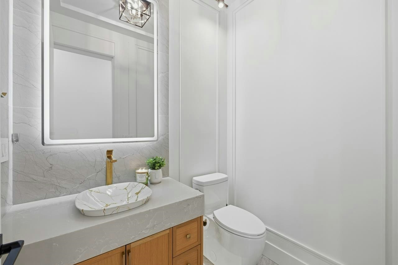 1946 143a Street, Surrey, BC, V4A 7T1 - 28