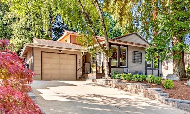 2996 Surf Crescent