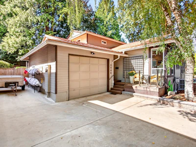 2996 Surf Crescent - 2