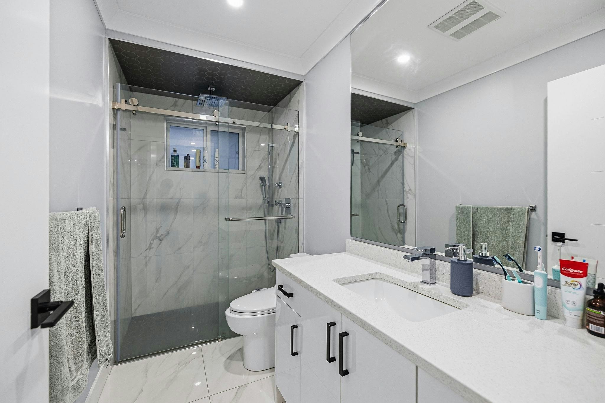 8995 Queen Mary Boulevard, Surrey, BC, V3V 6R2 - 35