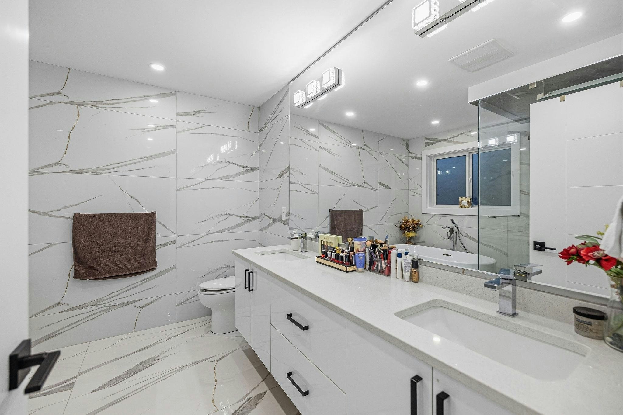 8995 Queen Mary Boulevard, Surrey, BC, V3V 6R2 - 33