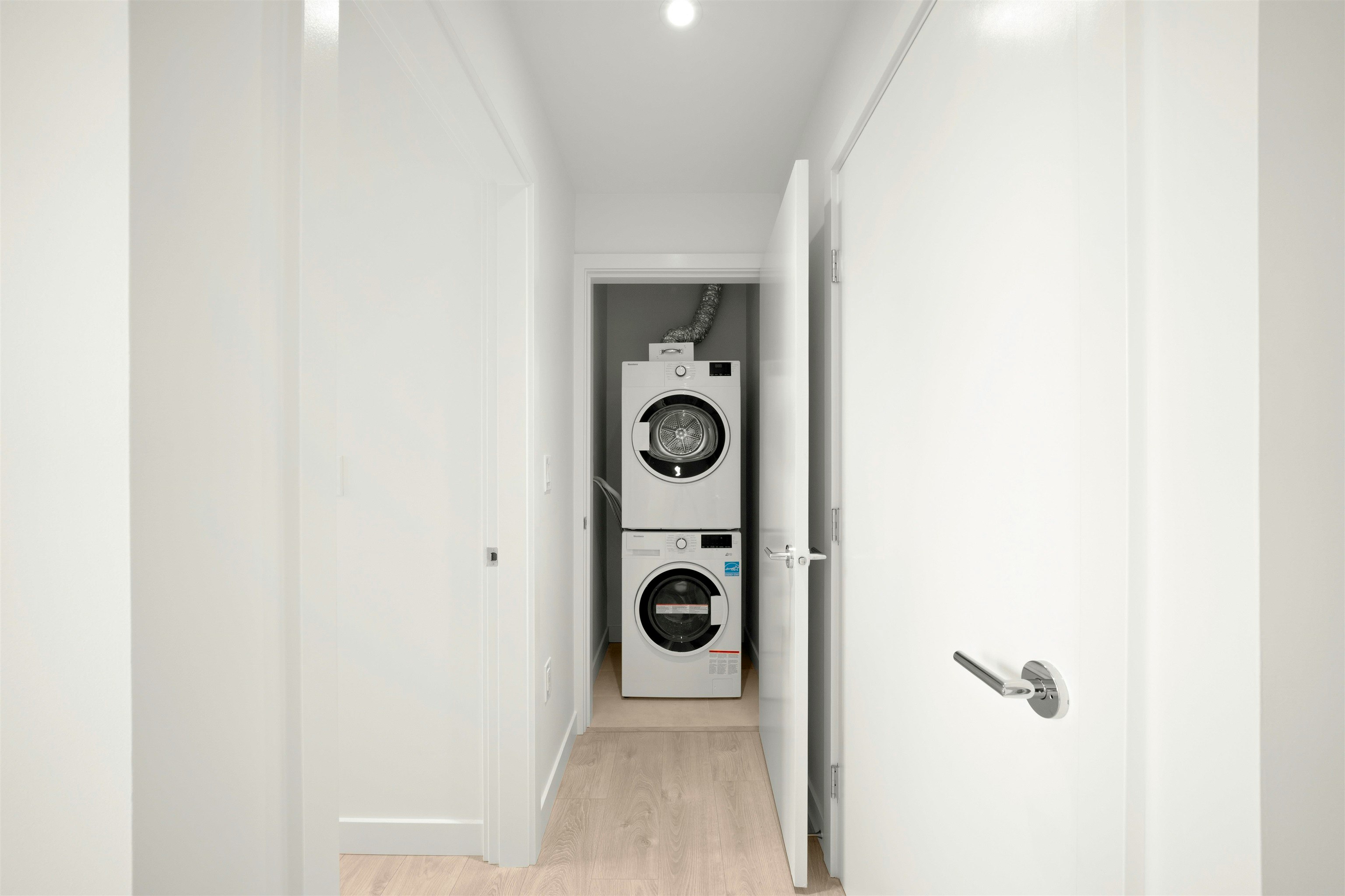 408-4928 Quebec Street, Vancouver, BC, V5W 0G6 - 18