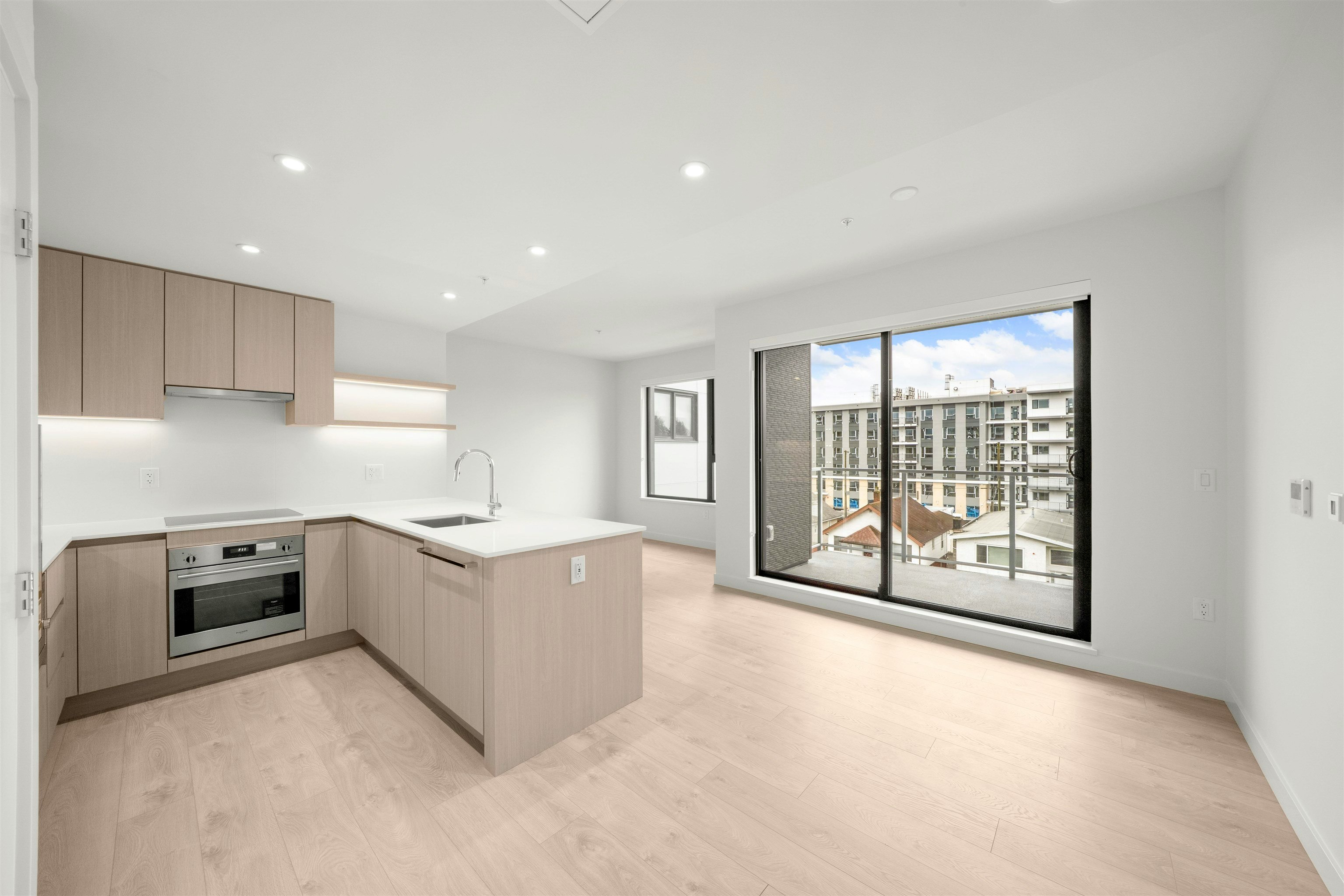 408-4928 Quebec Street, Vancouver, BC, V5W 0G6 - 12