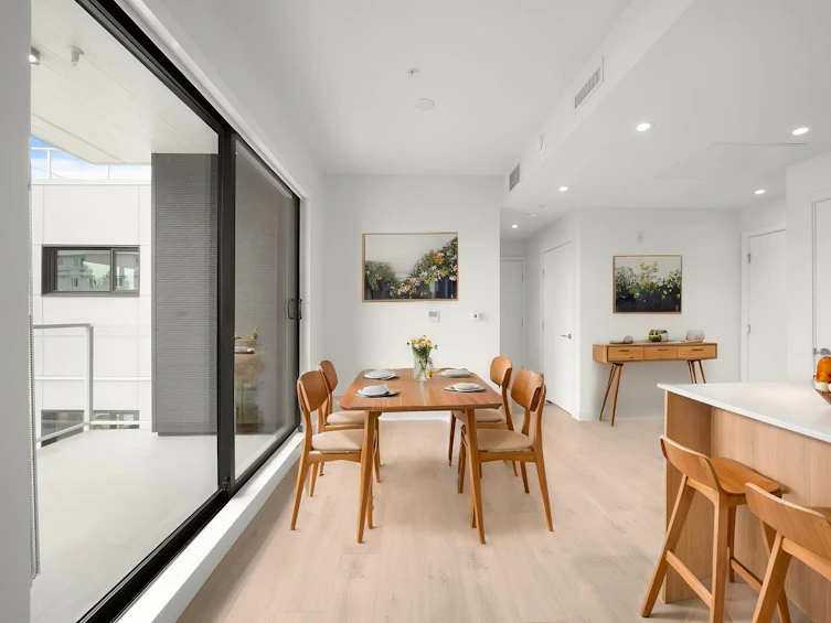 408-4928 Quebec Street, Vancouver, BC, V5W 0G6 - 5