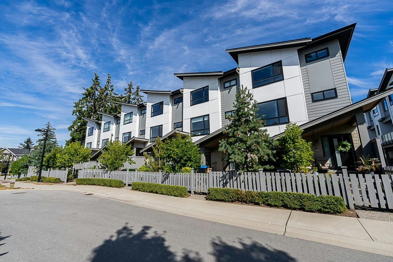 26-16589 25 Avenue, Surrey, BC, V3Z 9W9