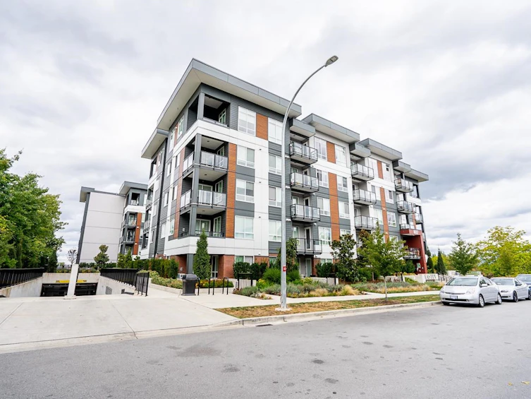 416-8117 200a Street, Langley, BC, V2Y 3W9 - 2