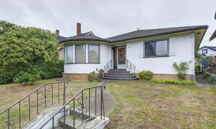 1616 Nanaimo Street