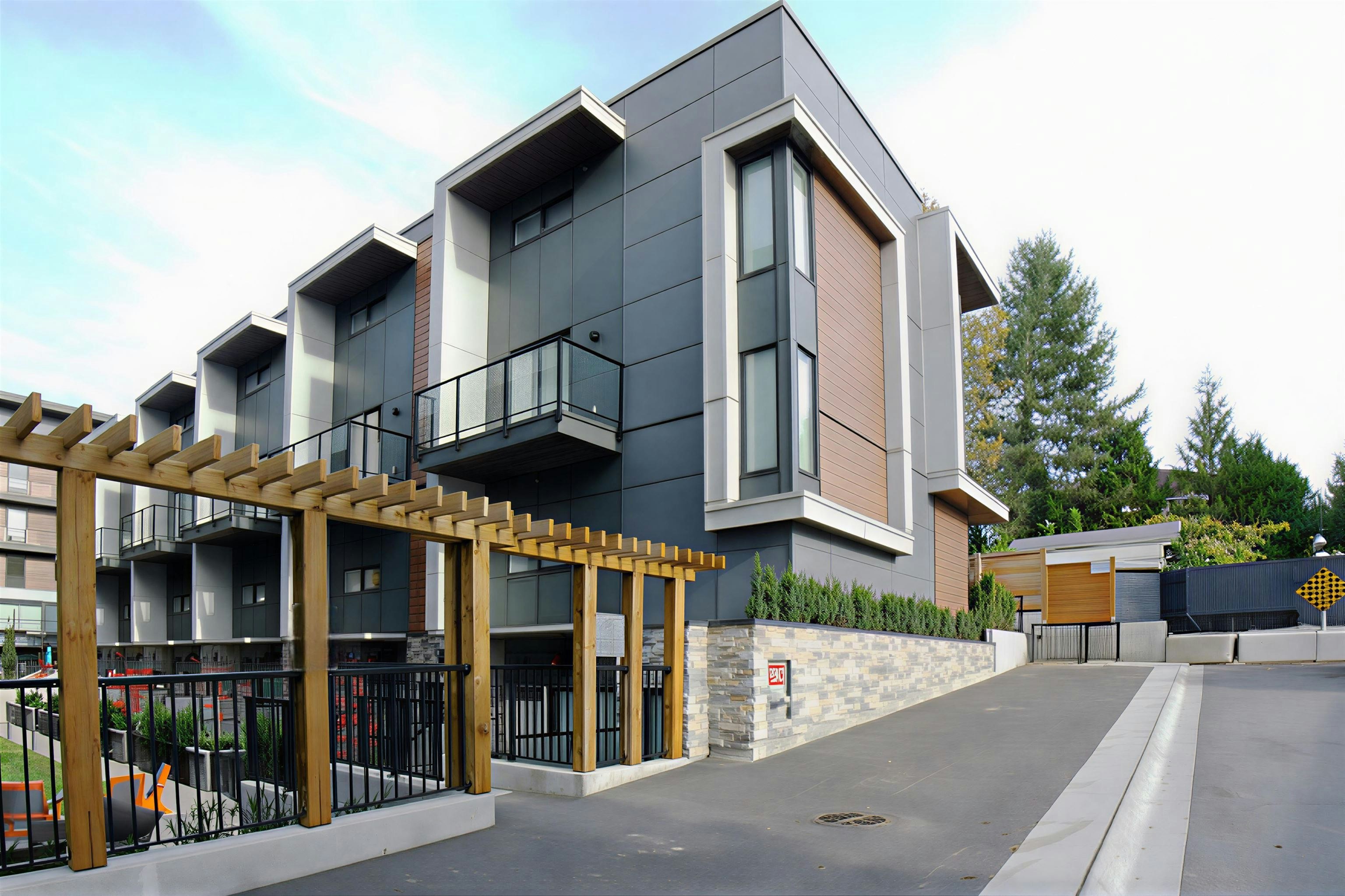 202-381 Clayton Street, Coquitlam, BC, V3K 0J8