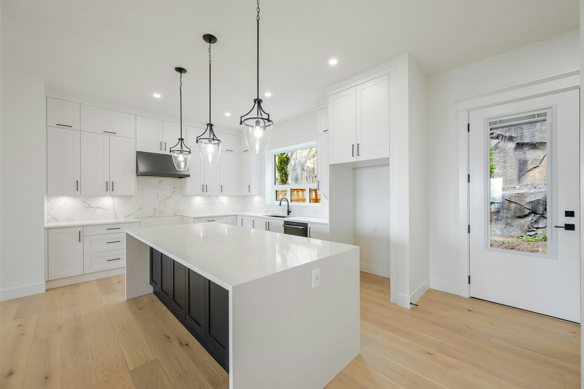 3593 Mee Place, Coquitlam, BC, V3E 0P2 - 6