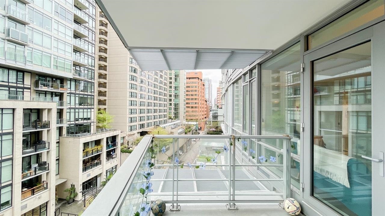 80X-1283 Howe Street, Vancouver, BC, V6A 0E9 - 7