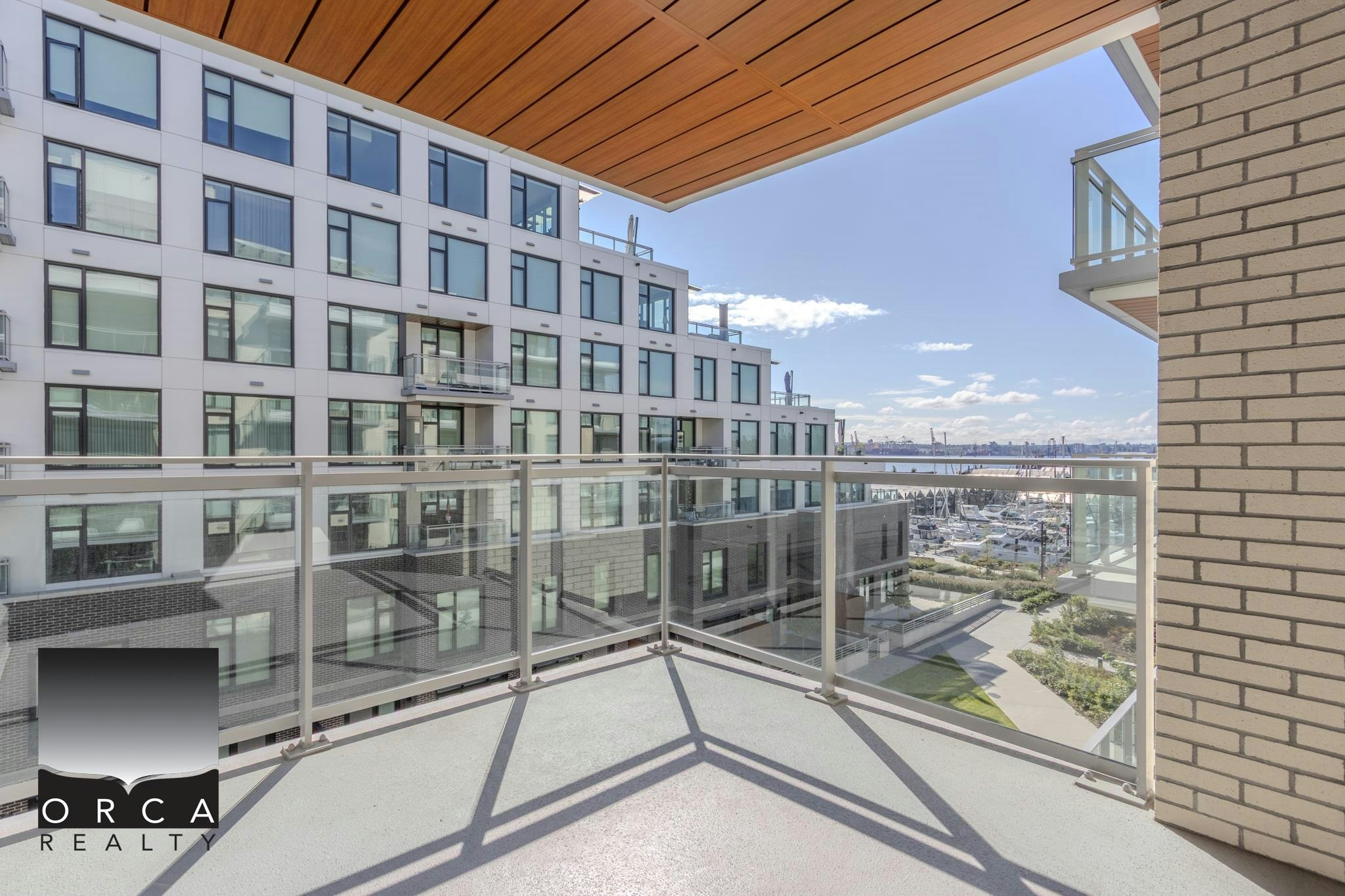 410-777 Harbour Way, North Vancouver, BC, V7P 0G2 - 23