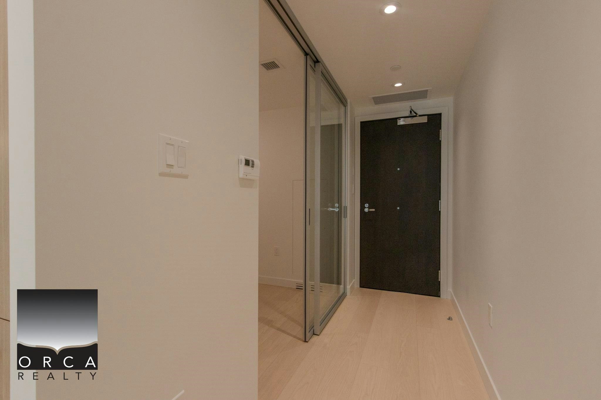 410-777 Harbour Way, North Vancouver, BC, V7P 0G2 - 9