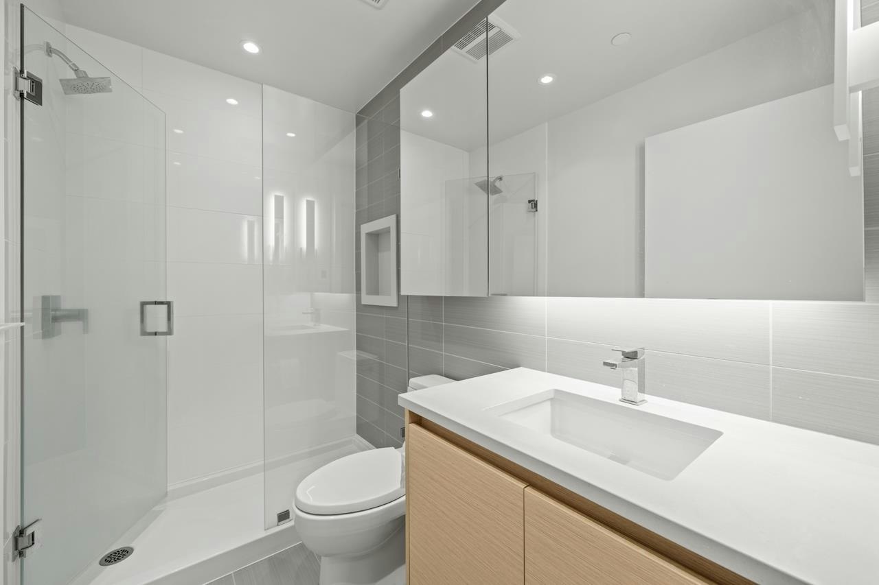 1302-3538 Sawmill Crescent, Vancouver, BC, V5S 0J8 - 11