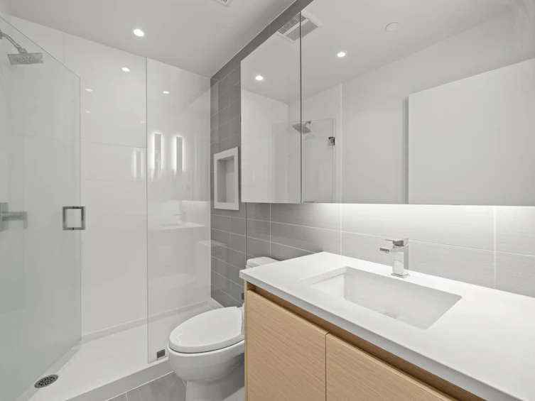 1302-3538 Sawmill Crescent, Vancouver, BC, V5S 0J8 - 11