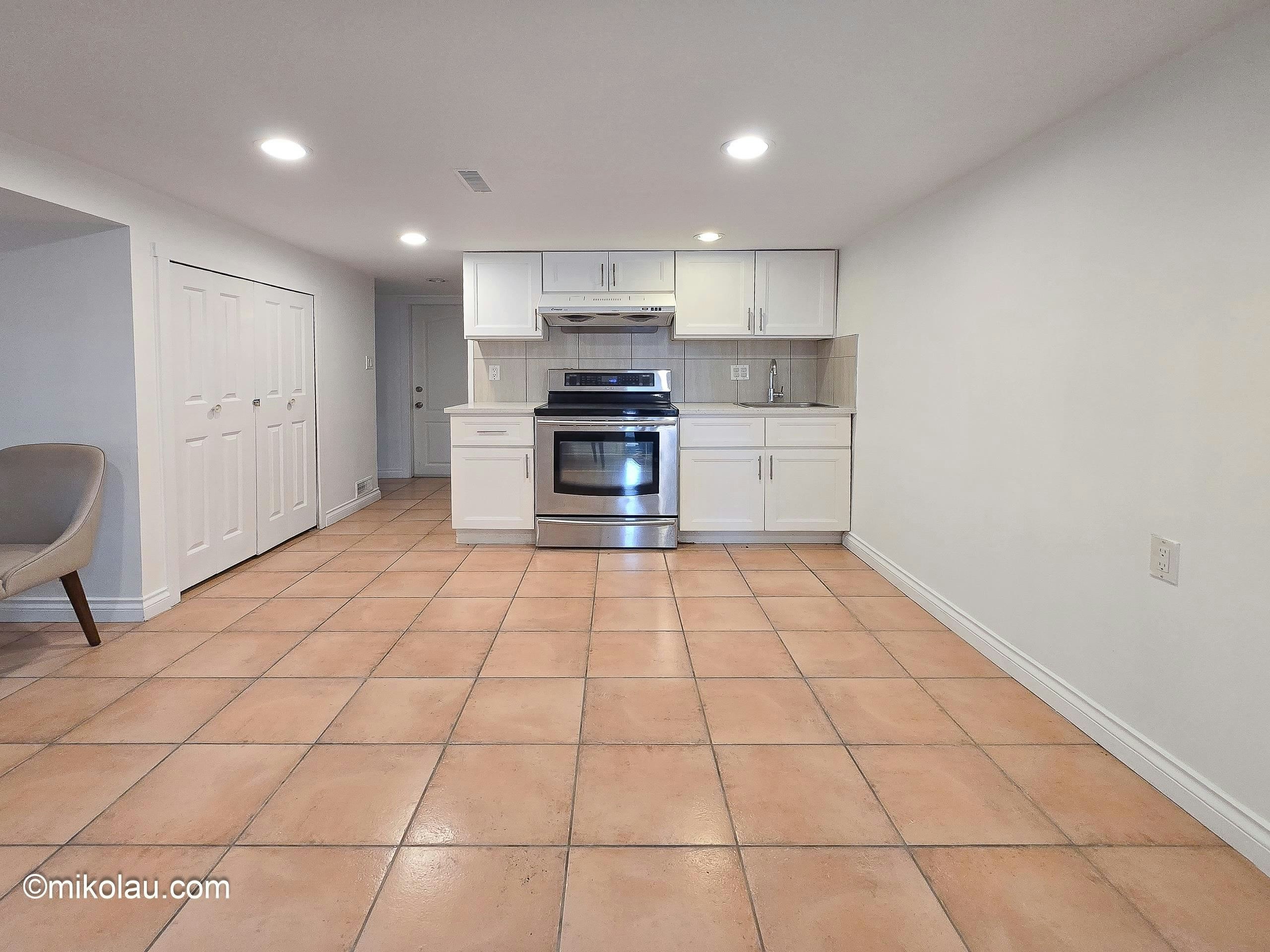  1xx Gilmore Ave, Burnaby, BC, V5C 4P7