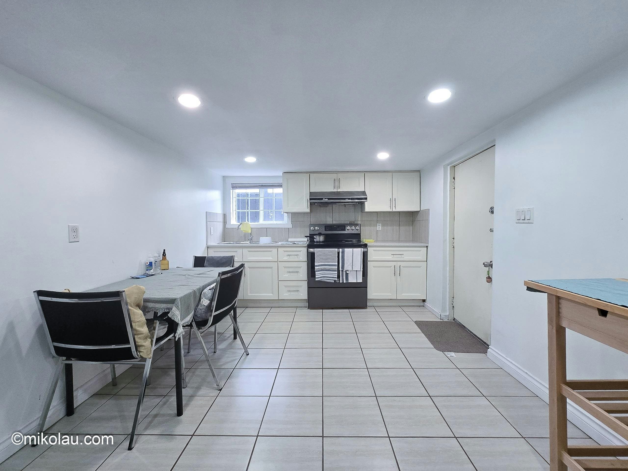  1xx Gilmore Ave, Burnaby, BC, V5C 4P7